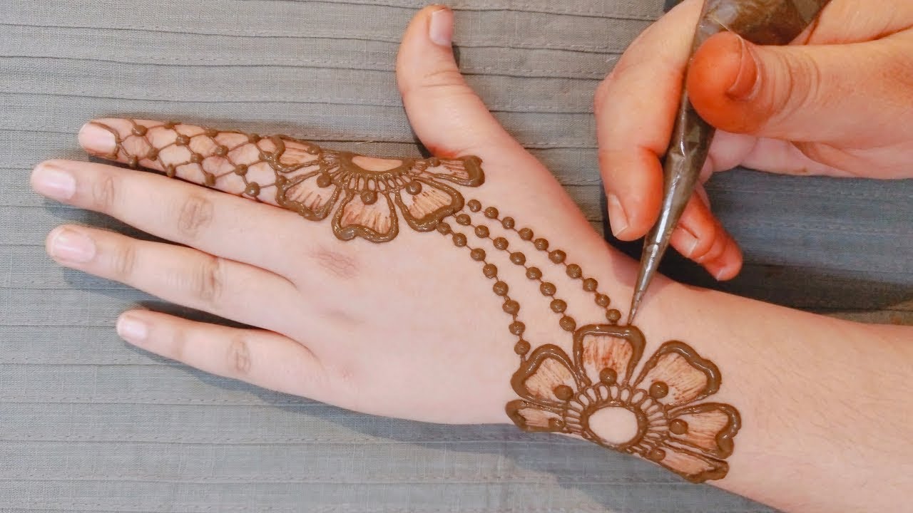 Most Trending Simple Mehndi Designs With Images